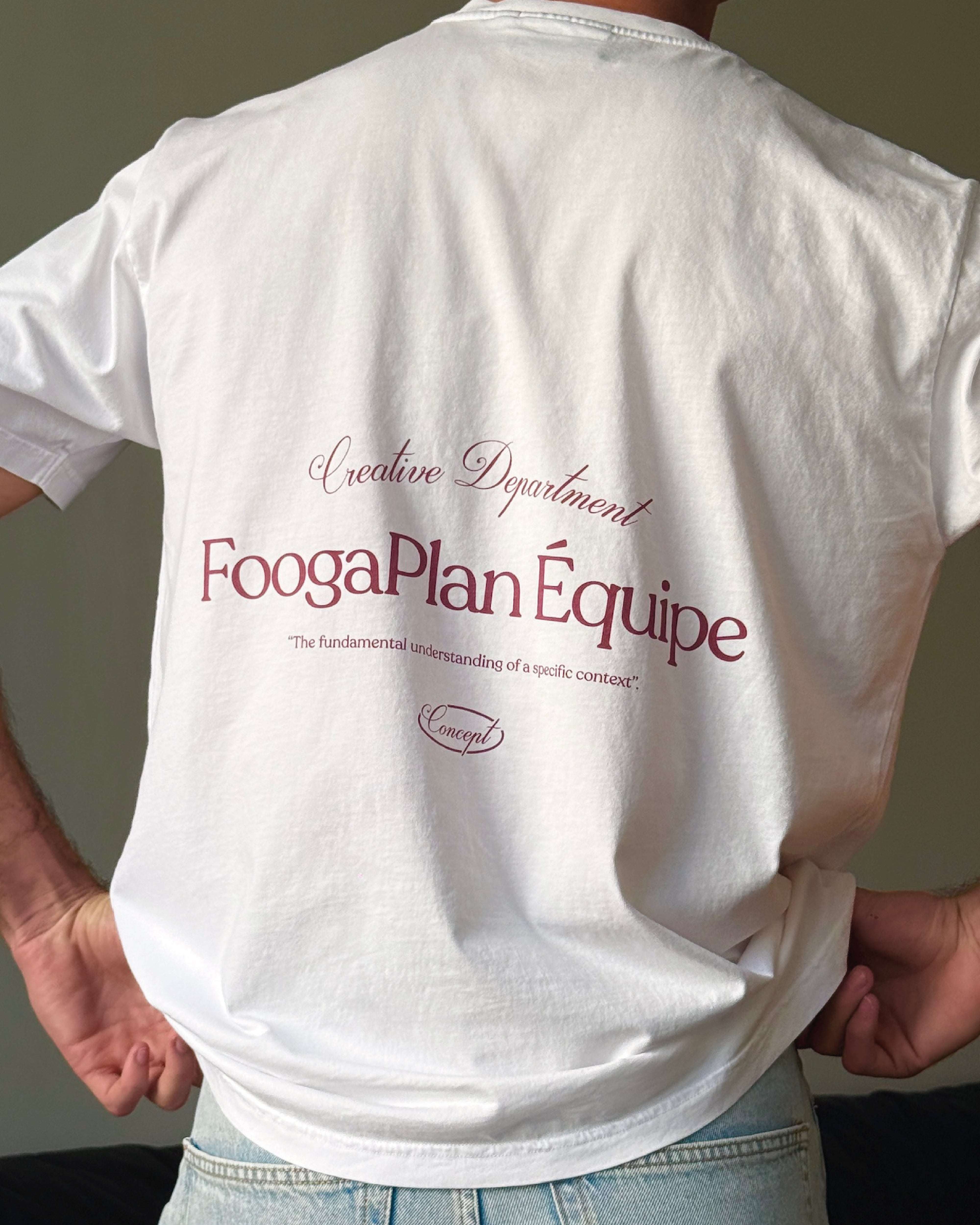 Camiseta Équipe Burdeos FoogaPlan - modelo streetwear relaxed fit burdeos