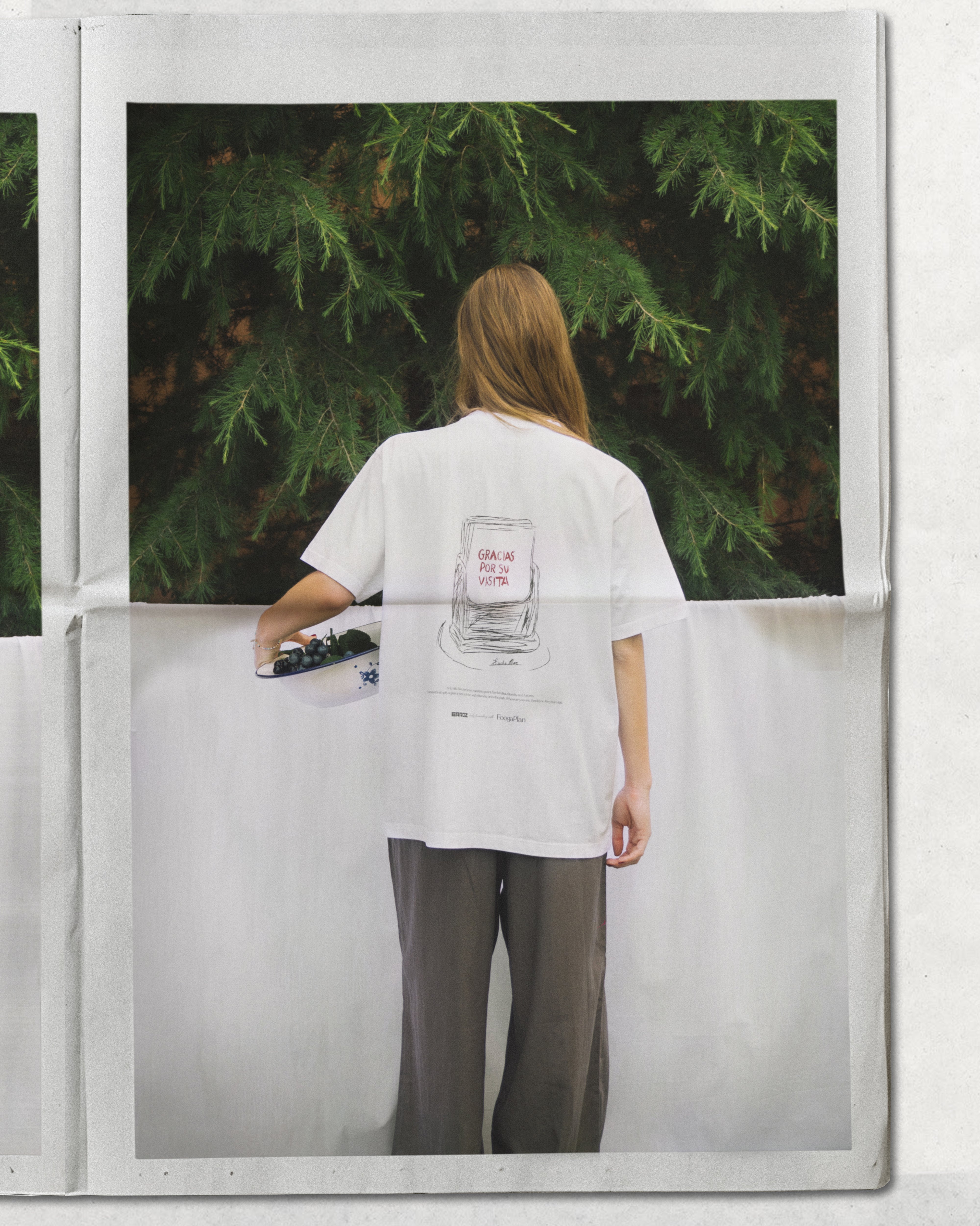 Camiseta Gracias Por Su Visita - modelo trasero colaboración vino FoogaPlan Emilio Moro