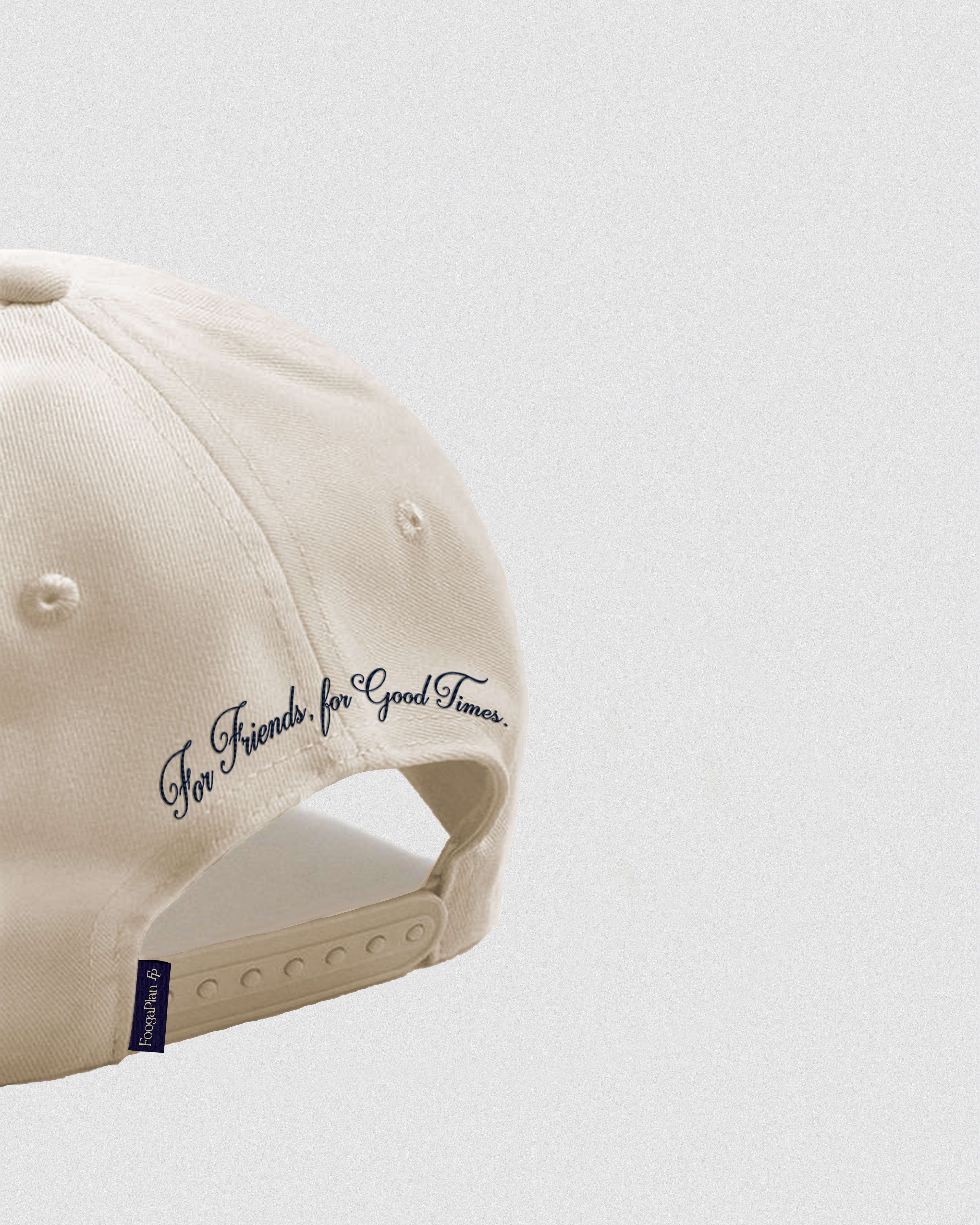 Gorra Classic Logo Beige - Detalle Bordado Trasero | FoogaPlan
