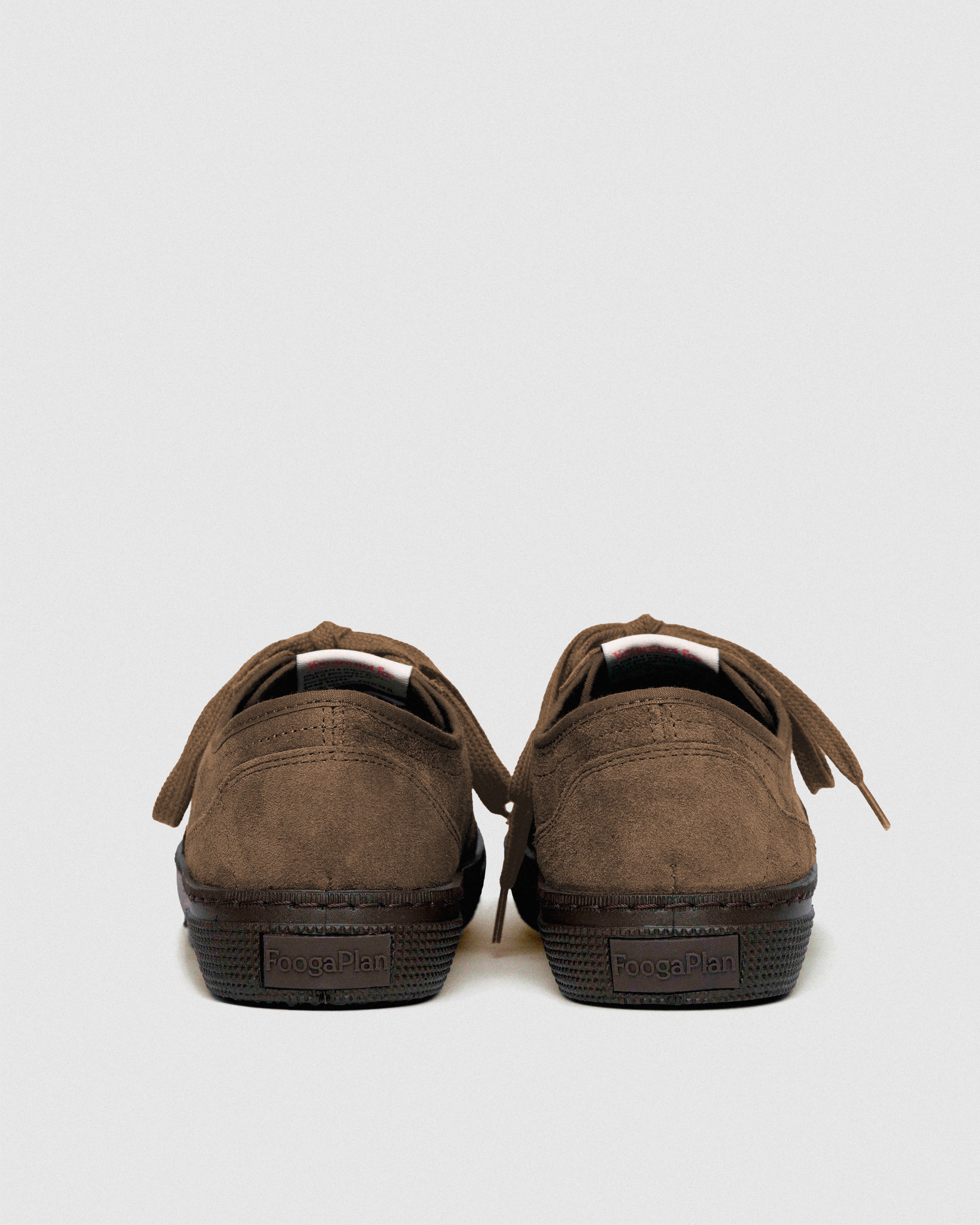 Zapatillas TROY Dune beige vista trasera - detalle suela goma ultraligera y costuras artesanales