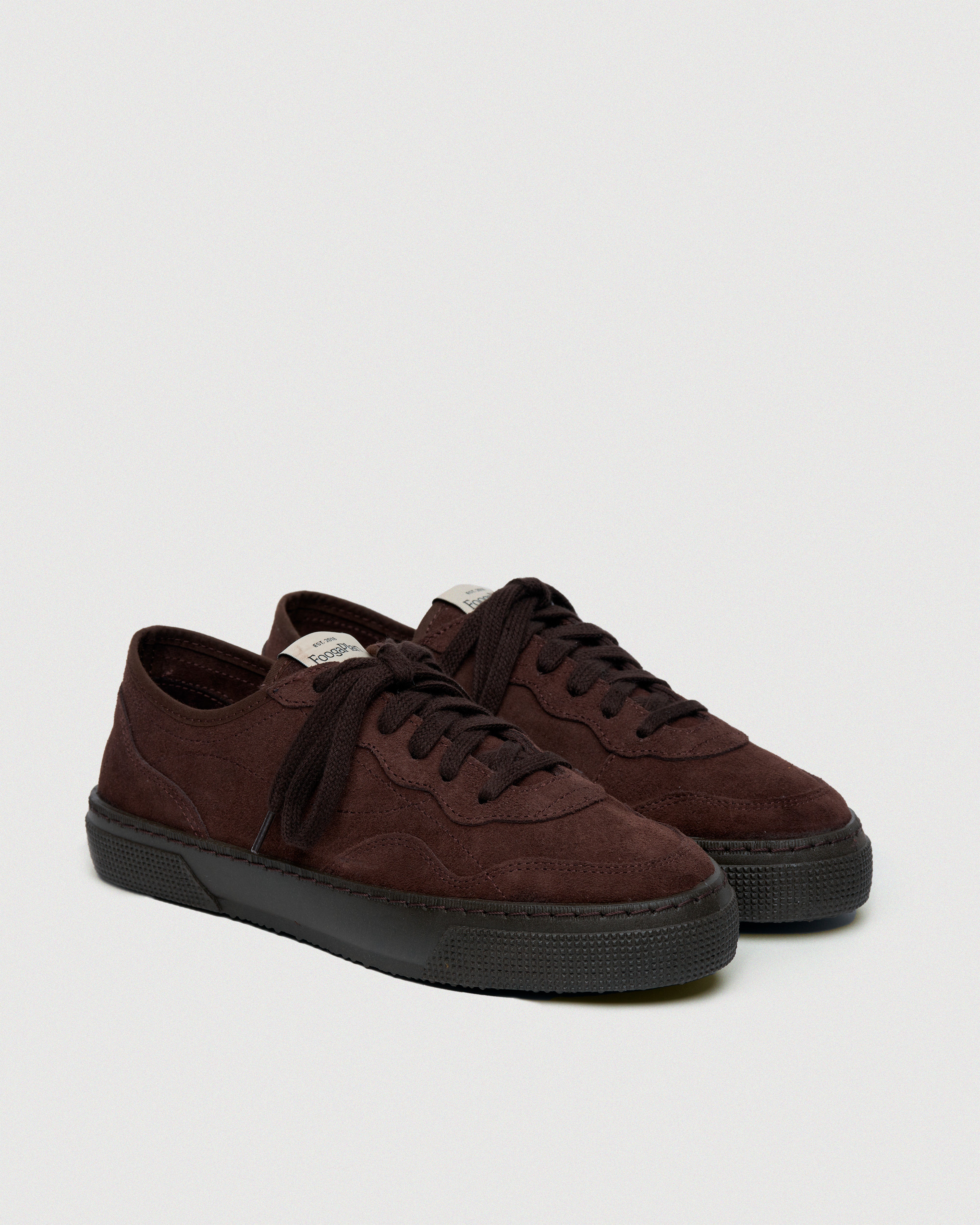 zapatilla sneaker marrón unisex serraje suela goma foogaplan