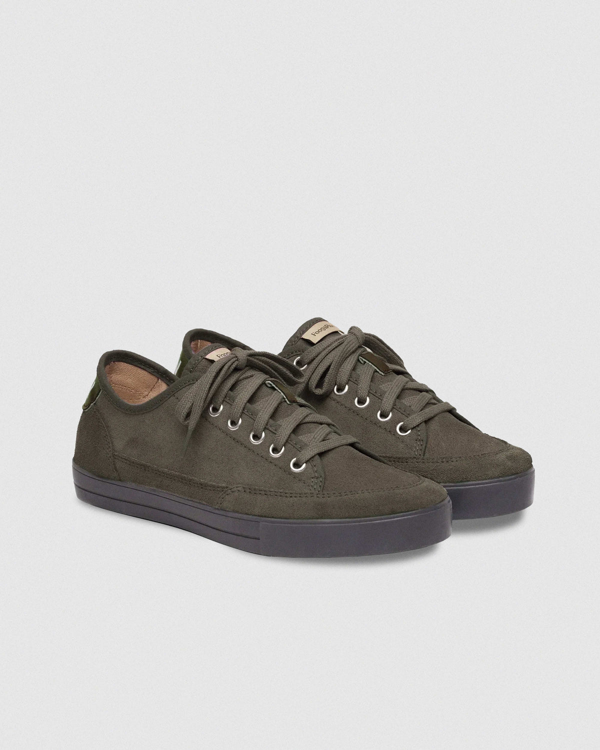 Zapatillas ICON Carbone verdes de serraje - vista frontal - FoogaPlan